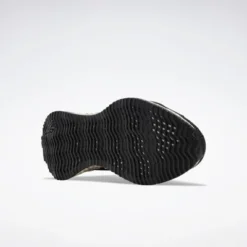 Reebok Zig Dynamica Women's Shoes Womens Performance Sneakers -Noble Heels GUEST 28fe7654 7bfc 43ae 90c3 1860588ddedc