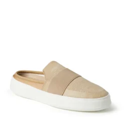 Dearfoams Women's Callie Sport Foam Sneaker -Noble Heels GUEST 5e1589c0 7785 4a2d 8e0b 698f7f4b7973