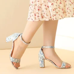 Perphy Women's Floral Open Toe Ankle Strap Chunky Heels Sandals