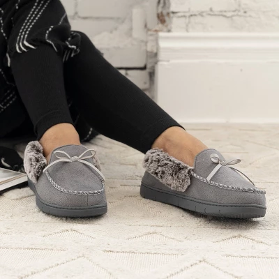 Isotoner Women's Microsuede Slippers 6 Isotoner Women's Microsuede Slippers - Image 4