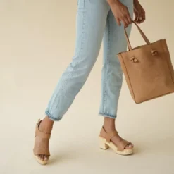 Nisolo Sustainable Women's All-Day Open Toe Clog -Noble Heels GUEST 738c6719 3b5c 4604 89ad 5dbd4261ad72