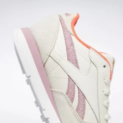 Reebok Classic Leather Women's Shoes Womens Sneakers 22 Reebok Classic Leather Women's Shoes Womens Sneakers -Noble Heels GUEST 99de40f6 e880 44a4 8f01 8eef939963e4