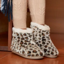 Minnetonka Women's Acrylic Betty Bootie Slippers -Noble Heels GUEST e1fe8561 4ba2 4188 8795 3a0900277c17