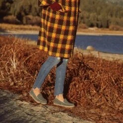 Minnetonka Women's Suede Tempe Loafer Slippers -Noble Heels GUEST edac59c1 ed68 4837 a7d7 aed6b594472a