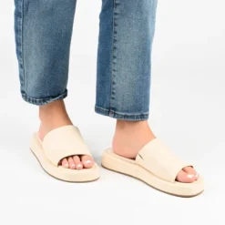 Journee Collection Womens Denrie Tru Comfort Foam Slide Flatform Sandals -Noble Heels GUEST f83f1f03 17d1 47cf 9457 1f80edce3fae