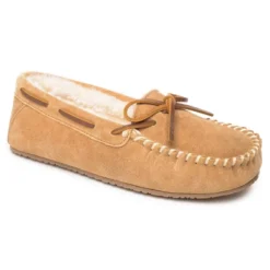 Minnetonka Women's Comfy Moc Moccasin Slippers -Noble Heels GUEST f91733fa 2c61 493e 9956 4d42e0c94051